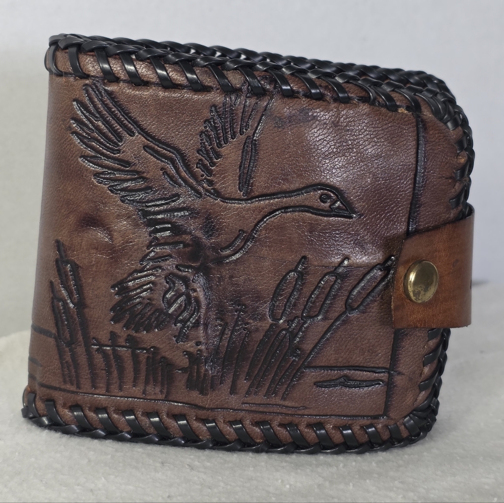 Vintage 70's Leather Hand Tooled Mens Wallet Western Duck Hunting